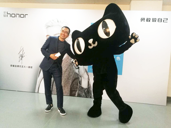 天猫快消3C两大行业Q1增长均超50% 阿里CEO张勇：天猫将继续扩大市场份额强化领导地位