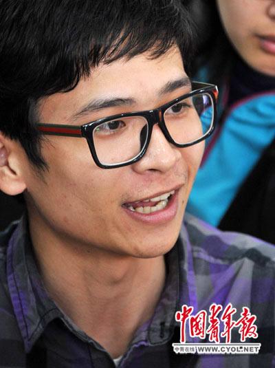 90后从网瘾少年变创业CEO：向总理提建议毫不怯场