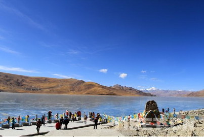 藏历新年带动拉萨旅游市场升温