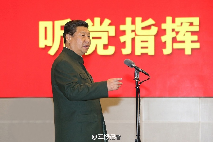 习近平春节前夕视察看望驻西安部队(组图)