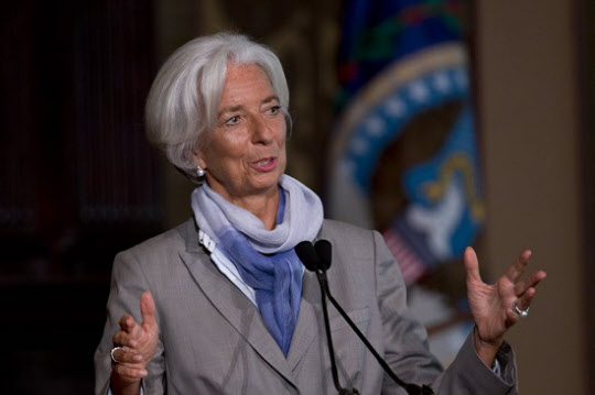 外媒：IMF总裁表示支持亚投行