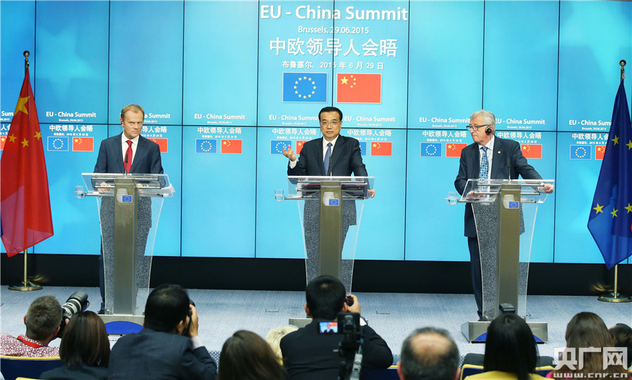 李克强：中国为希腊克服债务危机作出了努力