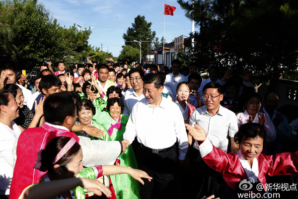 习近平“赴约”考察延边:脱鞋进屋拉家常 嘱咐搞“厕所革命”