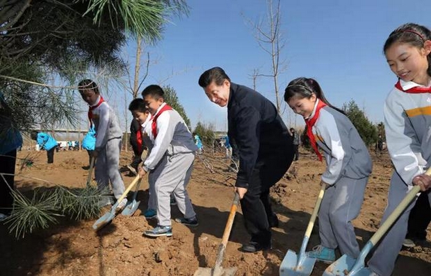 习大大的“亲民范儿”——十三张图告诉你有多“暖暖哒”