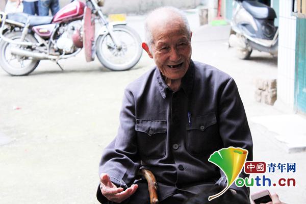 96岁抗战老兵文振亚：敌人来了，怎能不扛起刀枪奋战
