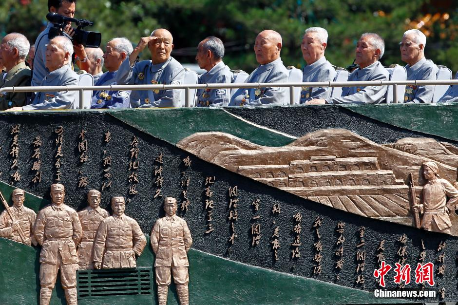 专访澳学者：抗战老兵是北京阅兵一个重要看点