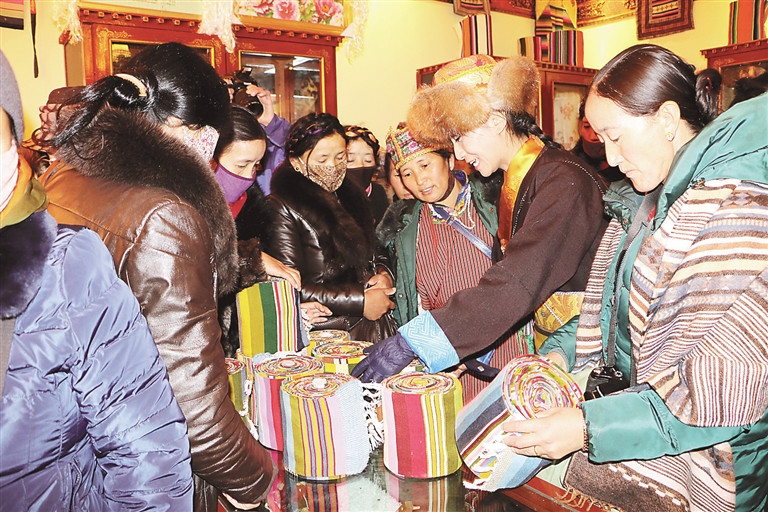 50年来西藏妇女撑起发展“半边天”