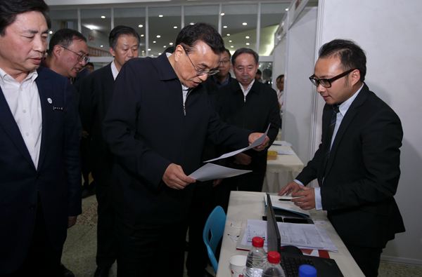 李克强考察四川大学特别关切什么?