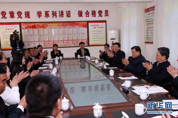 刘云山在陕西调研时强调 推动全面从严治党向基层延伸 不断增强基层党组织凝聚力战斗力