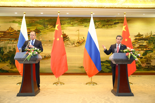 王毅：中俄务实合作是推动两国关系发展的强大动力