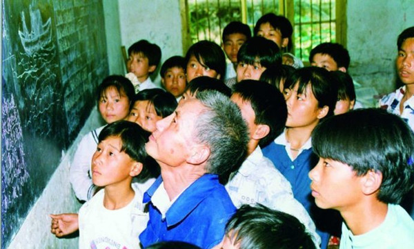 最美乡村教师蒋国珍走了 一生捐40余万助学存折上仅剩1.36元