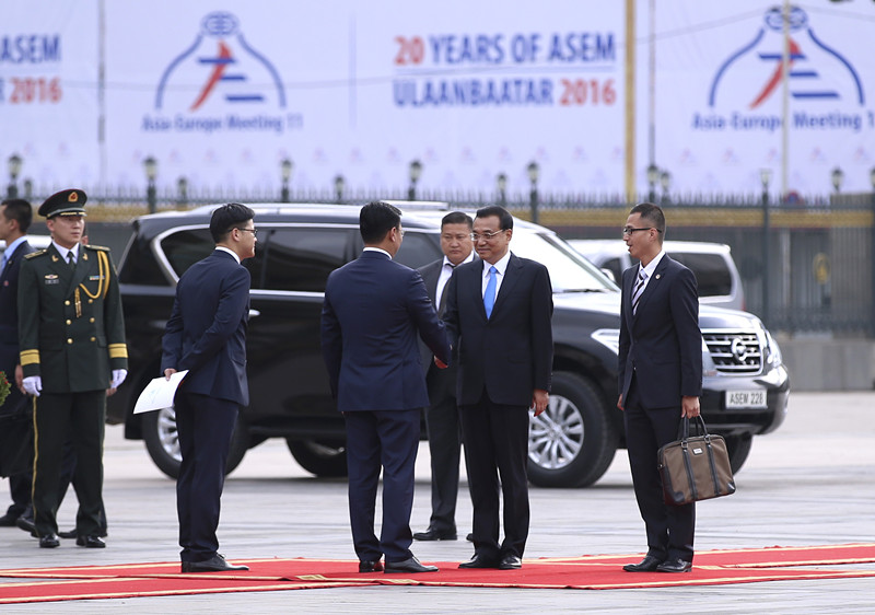 蒙古国总理举行别具特色仪式欢迎李克强总理