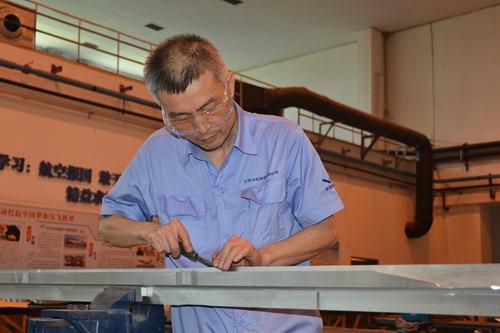 胡双钱：大飞机舞台上的“大国工匠”