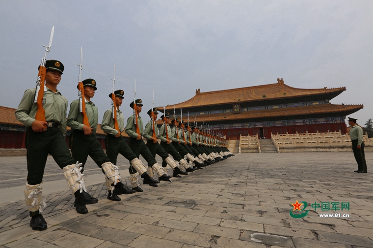 探访驻扎在紫禁城里的国旗护卫队