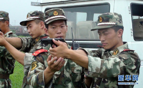 青春无悔——追记我驻索马里使馆警卫人员、武警战士张楠