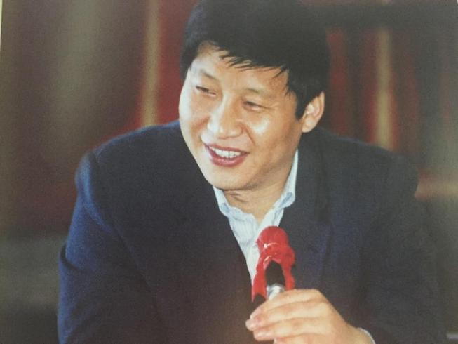 跟着习近平做合格党员系列之三：律己，争做三种人