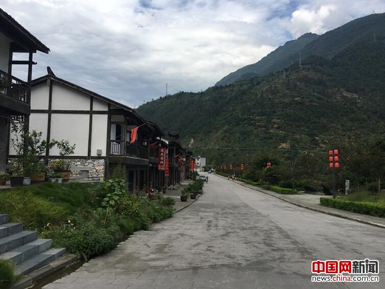 网络媒体走转改:红色大渡河畔 川西安顺场真正
