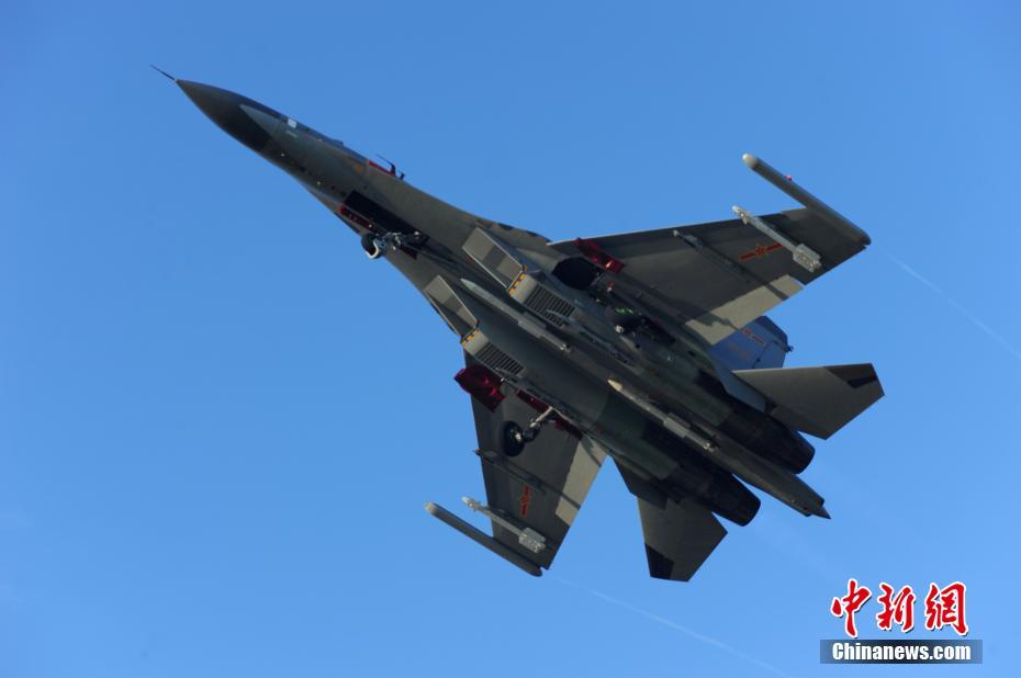 中国空军多型战机赴西太平洋检验远海实战能力