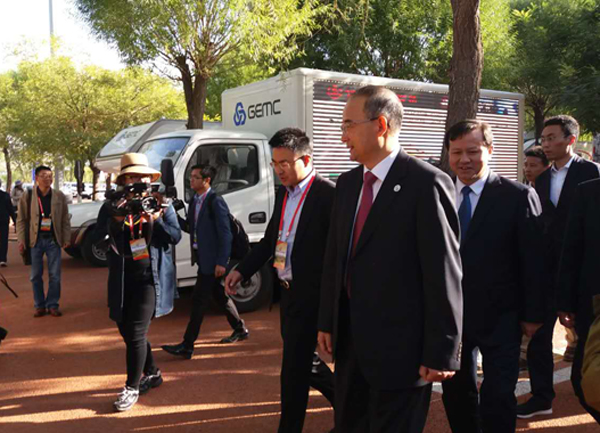 首届丝绸之路（嘉峪关）国际房车博览会盛大开幕