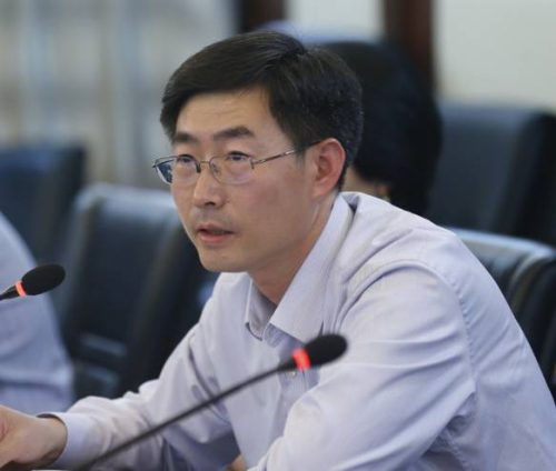 【经济信心】来有为：服务业发挥了国民经济稳定器的作用