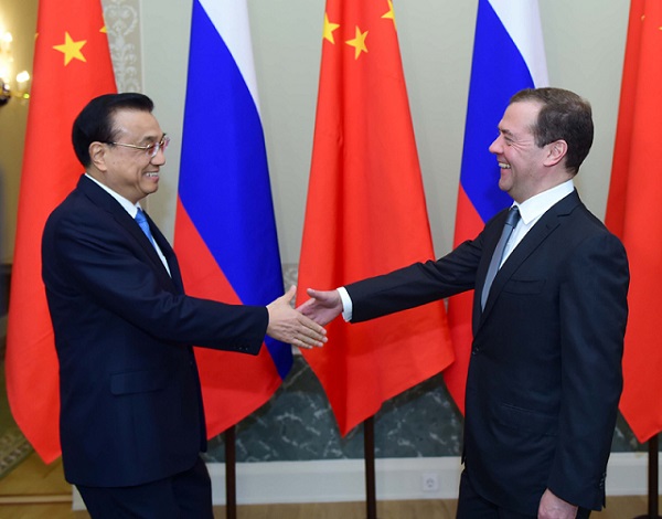 “中小企业合作”：中俄两国总理一拍即合
