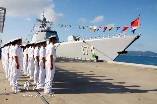 军改一周年中国海军有哪些大手笔：建造第二艘航母