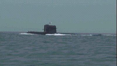 潜潜对抗 深海下的潜艇较量