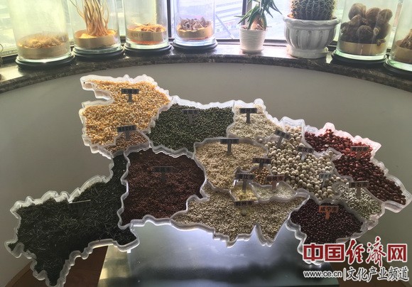 鄂菜大师邹志平的舌尖匠心：传承不守旧 创新不忘本