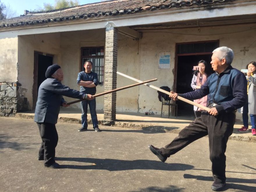 高手在民间：94岁功夫奶奶成网红