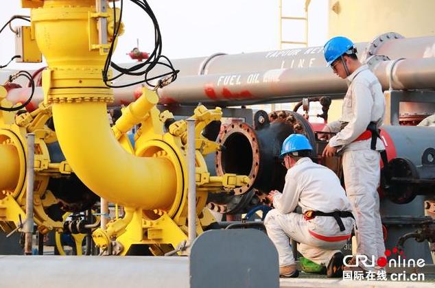 中缅原油管道工程正式投入运行