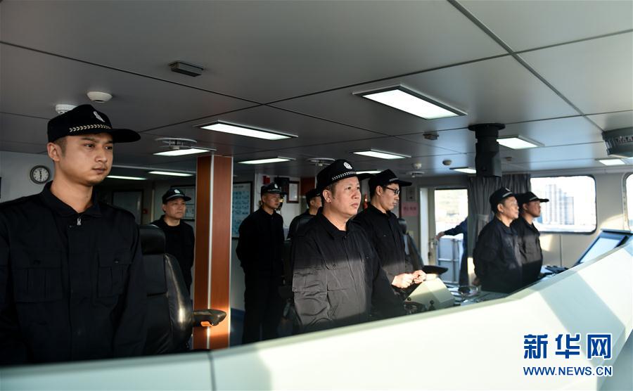 中国海警启程参加中越海警北部湾共同渔区海上联合检查