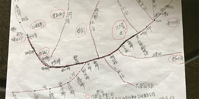 “护水老人”雷月琴：七年手绘六张河流治污地图