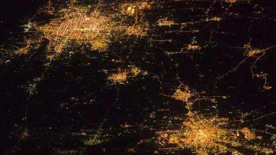 美学者以夜间灯光数据“看涨”中国经济