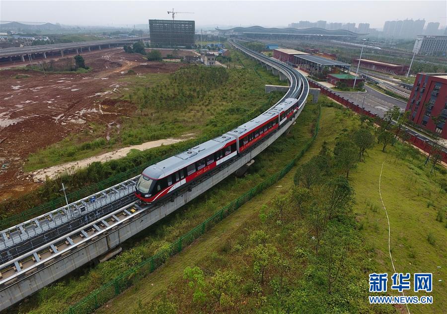 点赞，飞驰的“中国车”！