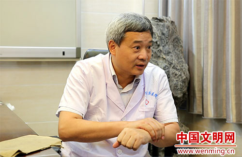 名医院长宋兆普：最好的“秘方”是把病人当恩人