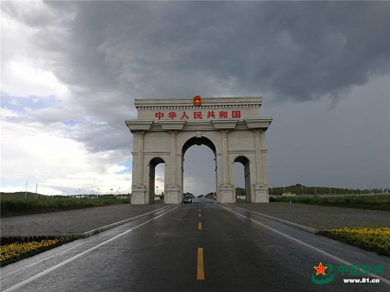 中国军网探访阿尔山哨所：站立处，即吾乡