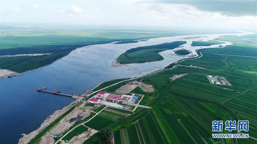 建设中的中俄黑龙江大桥