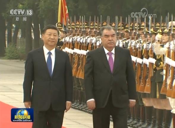 习近平举行仪式欢迎塔吉克斯坦共和国总统访华