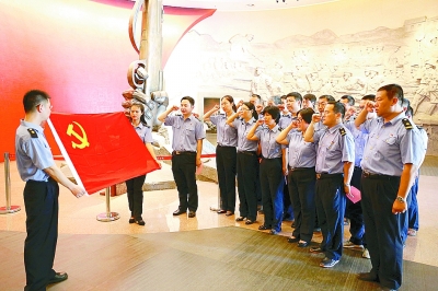 全球视野下的新时代中国特色社会主义