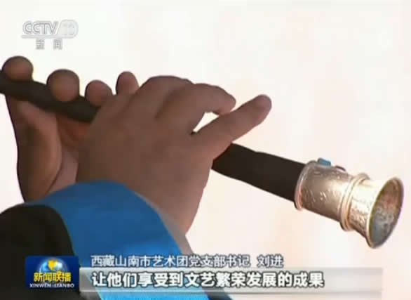 西藏文艺送下乡欢乐进农家 群众深切感知党的好政策