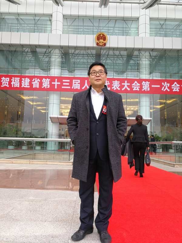 【聚焦两会】云度新能源总经理刘心文：贯彻十九大精神 全力推动福建新能源产业发展