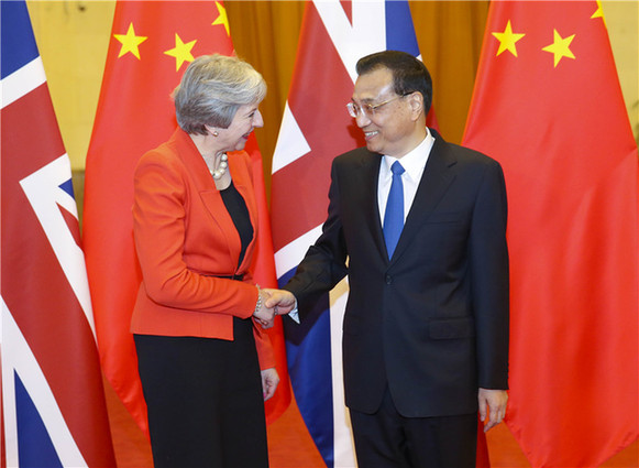 李克强欢迎英国首相特雷莎·梅访华