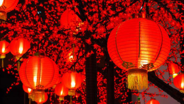 “梅姨”拿倒福，日本集五福...世界各国如何欢庆中国年？