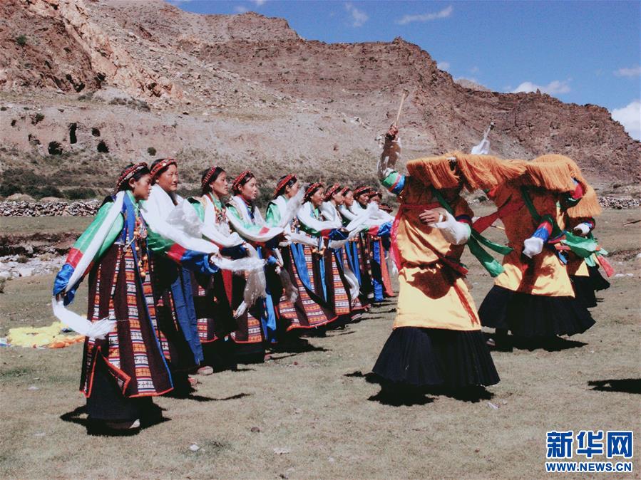西藏萨嘎：古老“甲谐”舞出致富新路