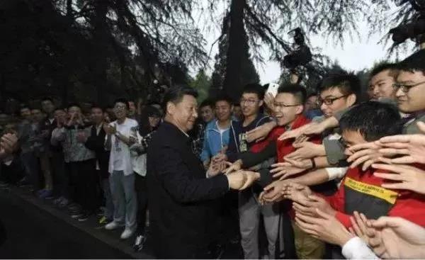 习近平为这些学生点赞！他们是青春中国最美的样子！