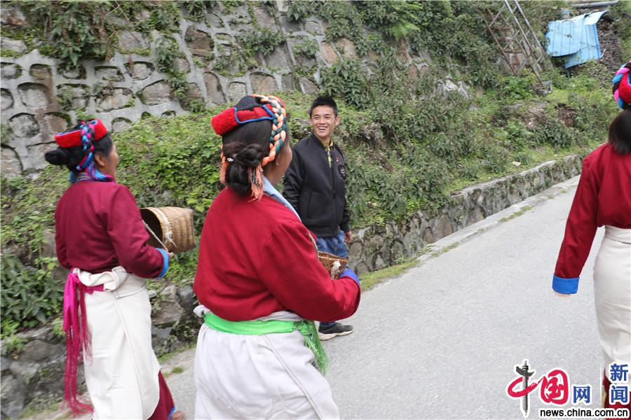 错那县勒门巴民族乡：独一无二“勒仓莲” 乡民致富好帮手
