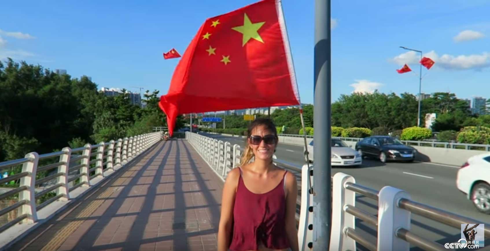 美国姑娘一年游中国十城 惊呼美媒“错得离谱”