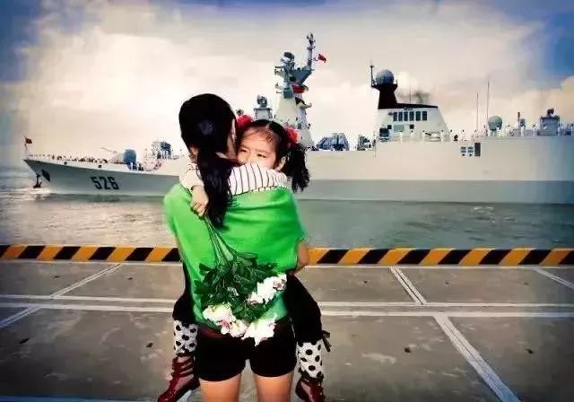 儿童节， 我们呼唤：对军娃的关爱多些，再多些！