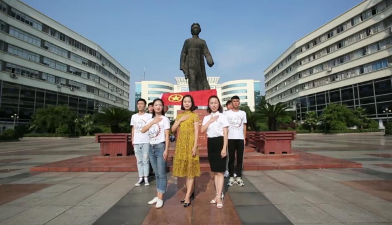 全国青年打卡青春盛宴:确认过眼神,是