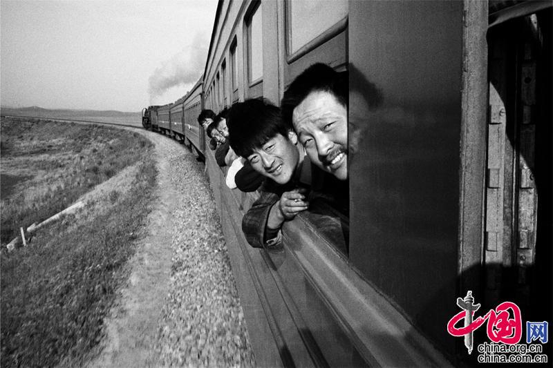 改革开放40年 记录火车上的中国人